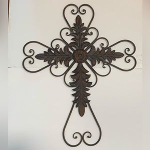 LG Metal Wall Cross
